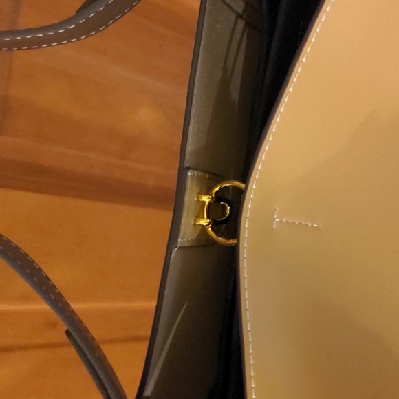 NWT! Genuine Leather Minimalist Color Block Tote Bucket Bag Olive🔥HP 3-23-24🔥 - Picture 10 of 10